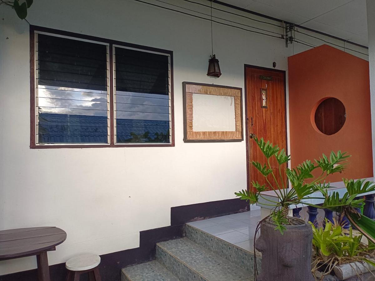 Sunny Tayai Hostel Pai Exterior photo